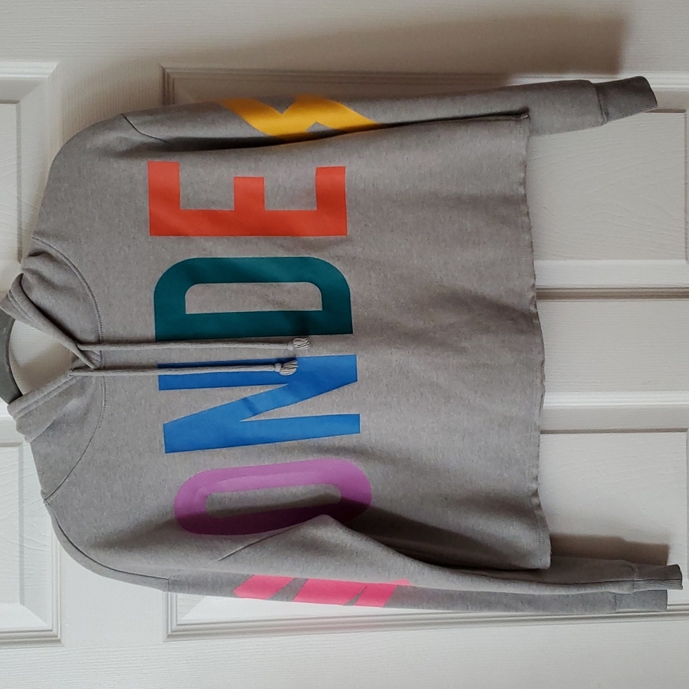 WONDER HOODIE , SIZE S
